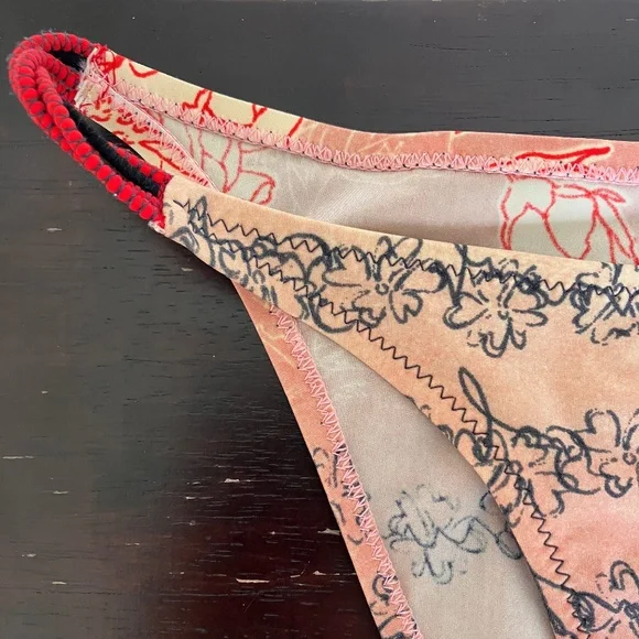 SHAN ROSES BIKINI SET - Picture 9 of 12